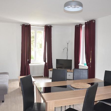 Chambon-sur-Voueize Au Bord De L'Eau Appartement 50 M2 מראה חיצוני תמונה