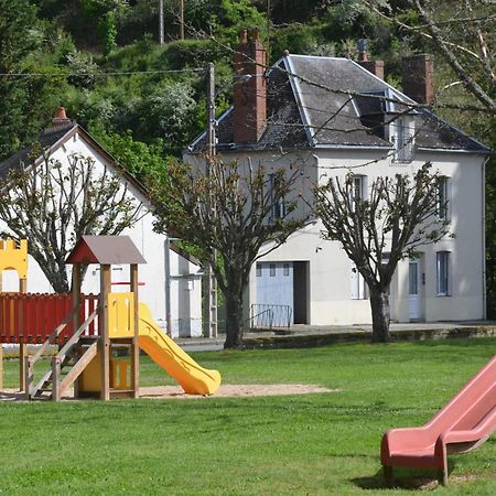 Chambon-sur-Voueize Au Bord De L'Eau Appartement 50 M2 מראה חיצוני תמונה