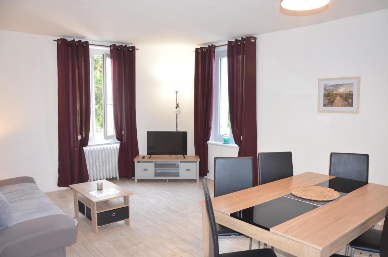 Chambon-sur-Voueize Au Bord De L'Eau Appartement 50 M2 מראה חיצוני תמונה