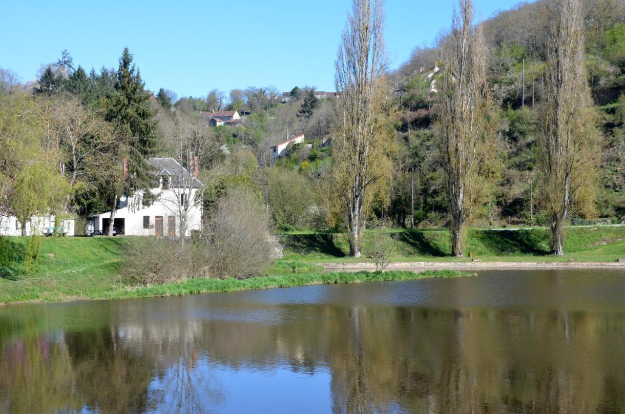 Chambon-sur-Voueize Au Bord De L'Eau Appartement 50 M2 מראה חיצוני תמונה