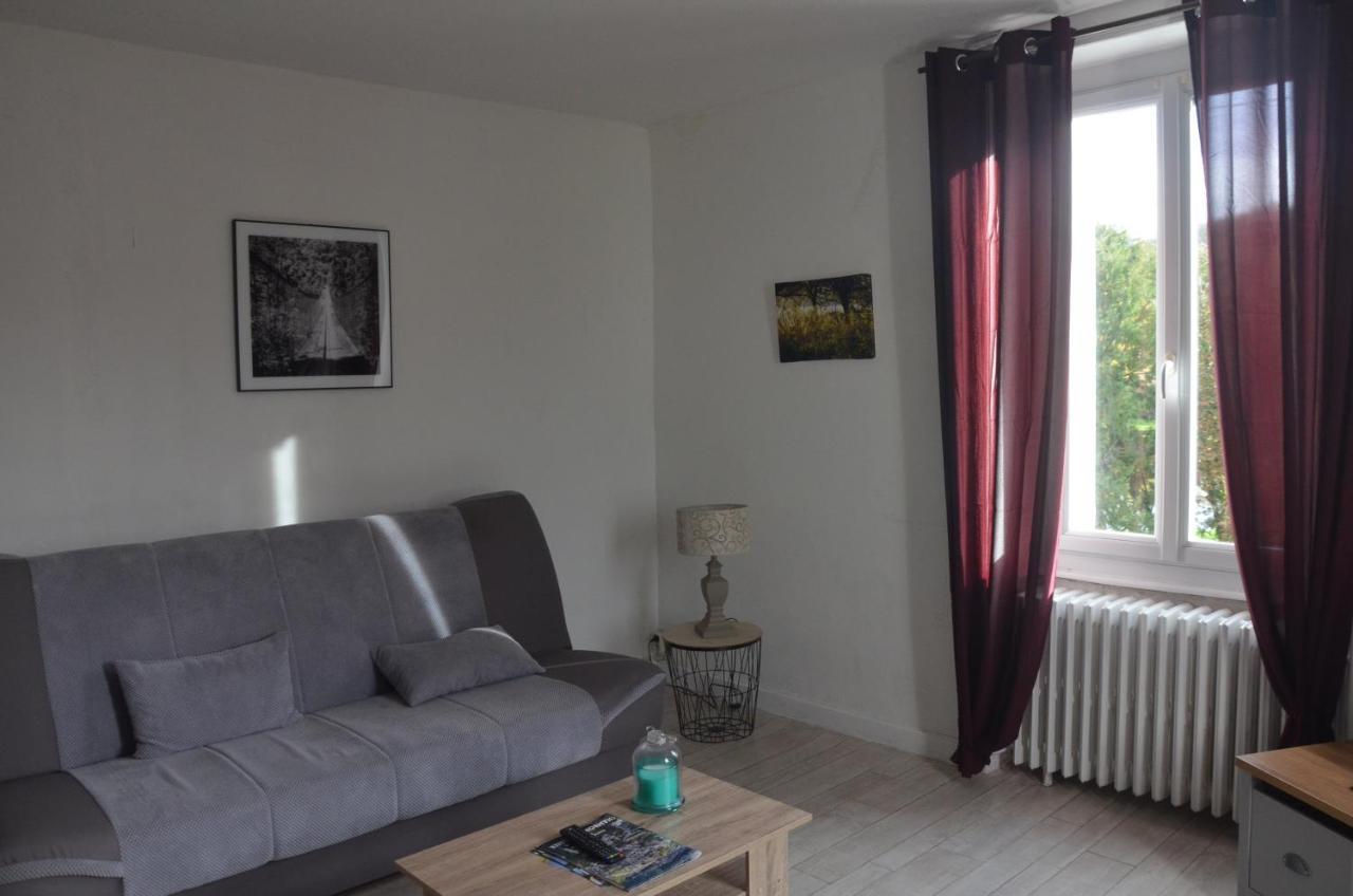 Chambon-sur-Voueize Au Bord De L'Eau Appartement 50 M2 מראה חיצוני תמונה